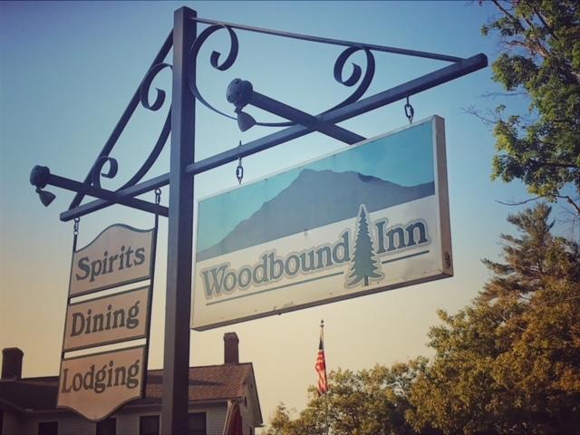Woodbound Inn Rindge ภายนอก รูปภาพ
